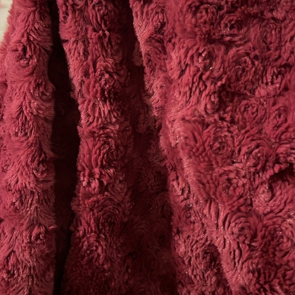 Fur jacket size medium - Picture 2 of 3